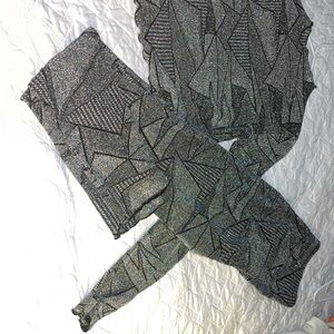 Geometric Patterned Two-Piece Set